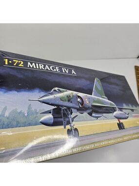 Heller 1:72 Mirage IV A Model Kit 80351 Sealed NOS French Strategic Bomber 86 Pc